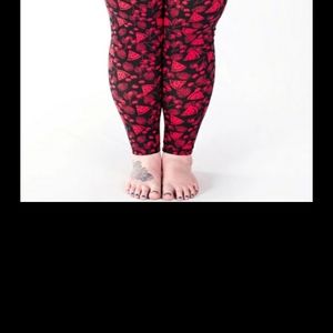 Sweetlegs plus size leggings!